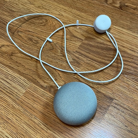 Google home - Picture 1 of 2